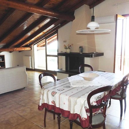 Mansarda Sul Mare Dei Ciclopi Apartman Aci Trezza Kültér fotó